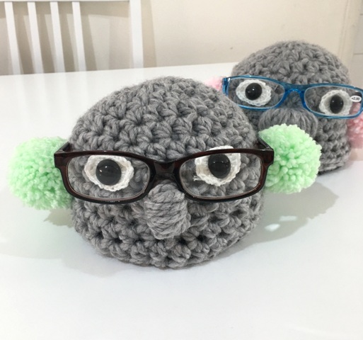 הוראות סריגה מחזיק משקפיים